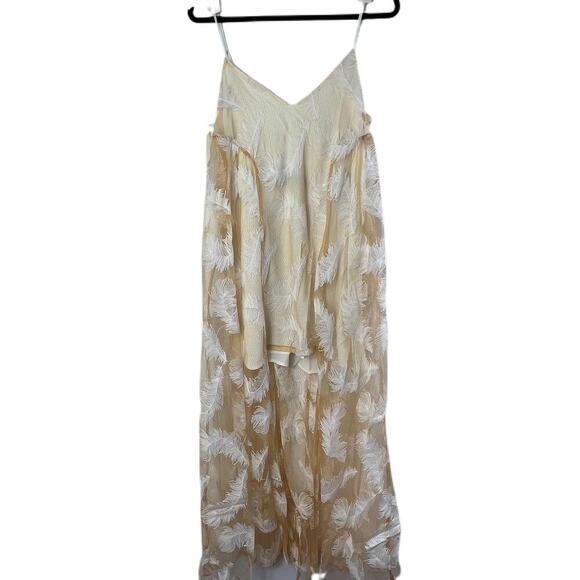Revolve Line & Dot  Feather Overlay Maxi Dress Size S NEW - Picture 2 of 8